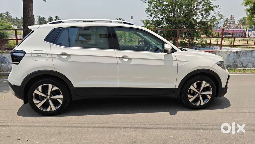 Volkswagen Taigun 1.0 Tsi Topline At, 2023, Petrol