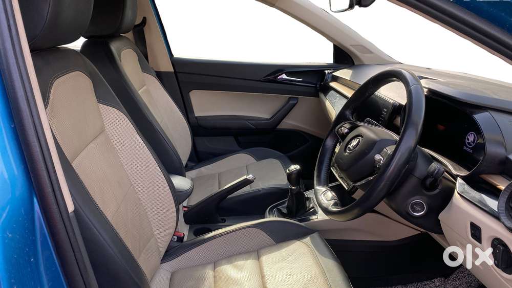 Skoda Slavia Style 1.0l Tsi Mt, 2023, Petrol