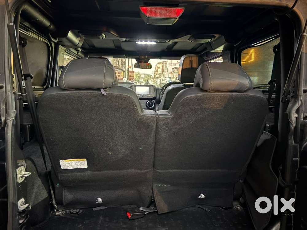 Mahindra Thar Lx Convertible Top Diesel At 4wd, 2021