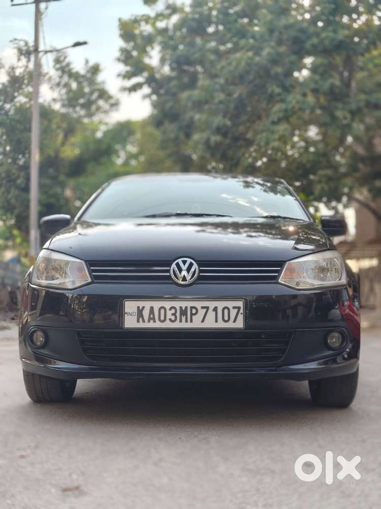 Volkswagen Vento 1.2 Highline Plus At 16 Alloy, 2011, Petrol
