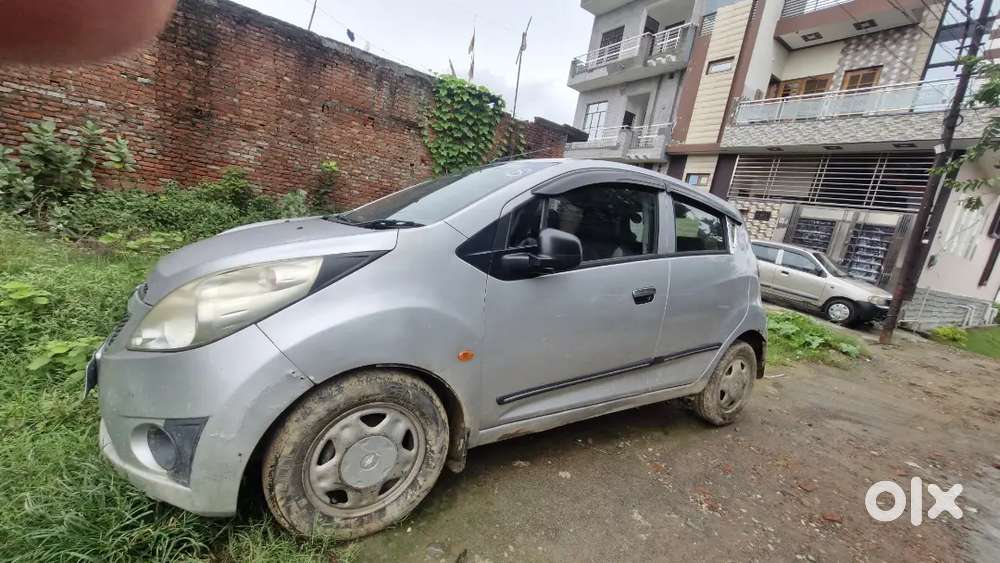 Chevrolet Beat Petrol 2012