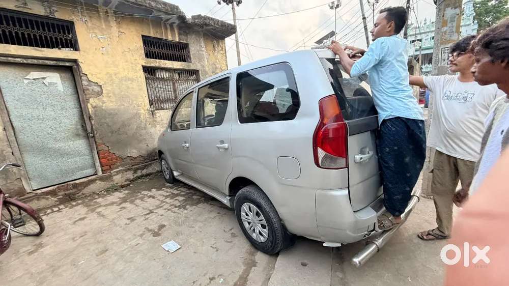 Mahindra Xylo Diesel Automatic 2010 Model