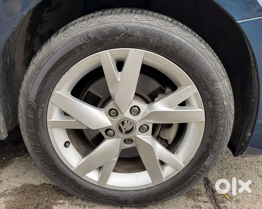 Skoda Octavia 2.0 Style Tsi At, 2021, Petrol