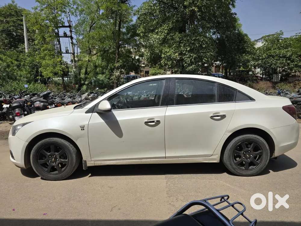 Chevrolet Cruze 2013 Diesel 115000 Km Driven