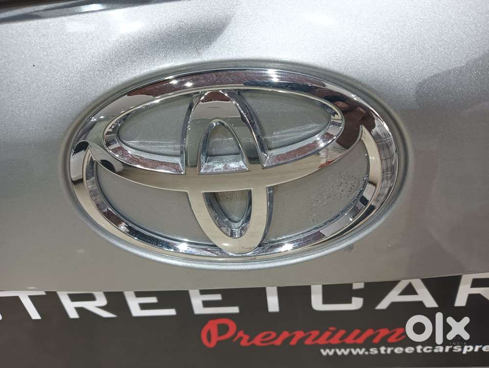 Toyota Innova Crysta 2.4 V, 2017, Diesel