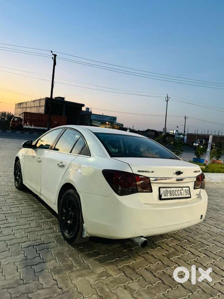 Chevrolet Cruze Diesel (sunroof)