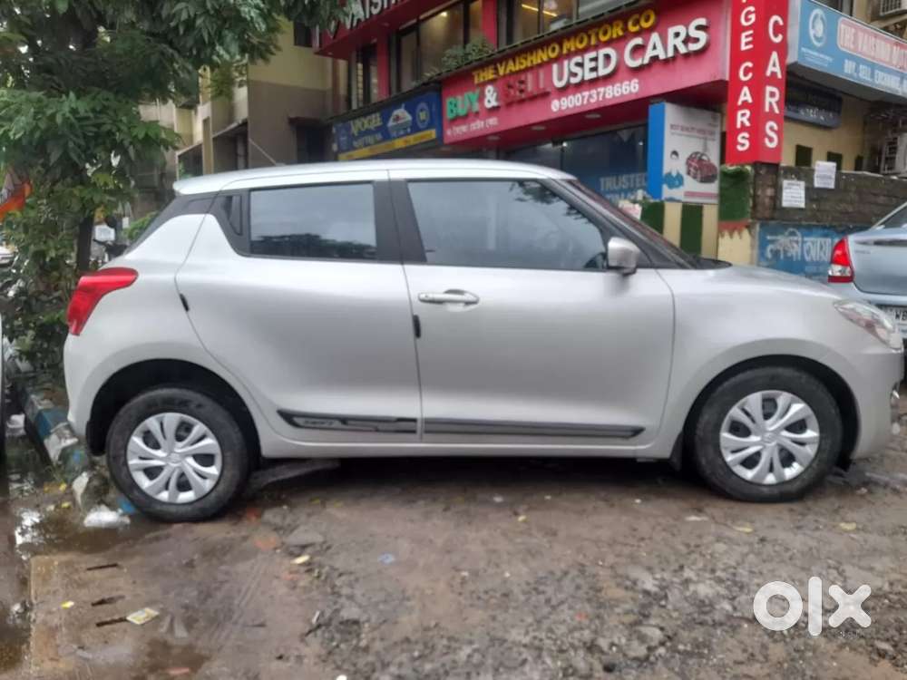 Maruti Suzuki Swift Vxi, 2022, Petrol