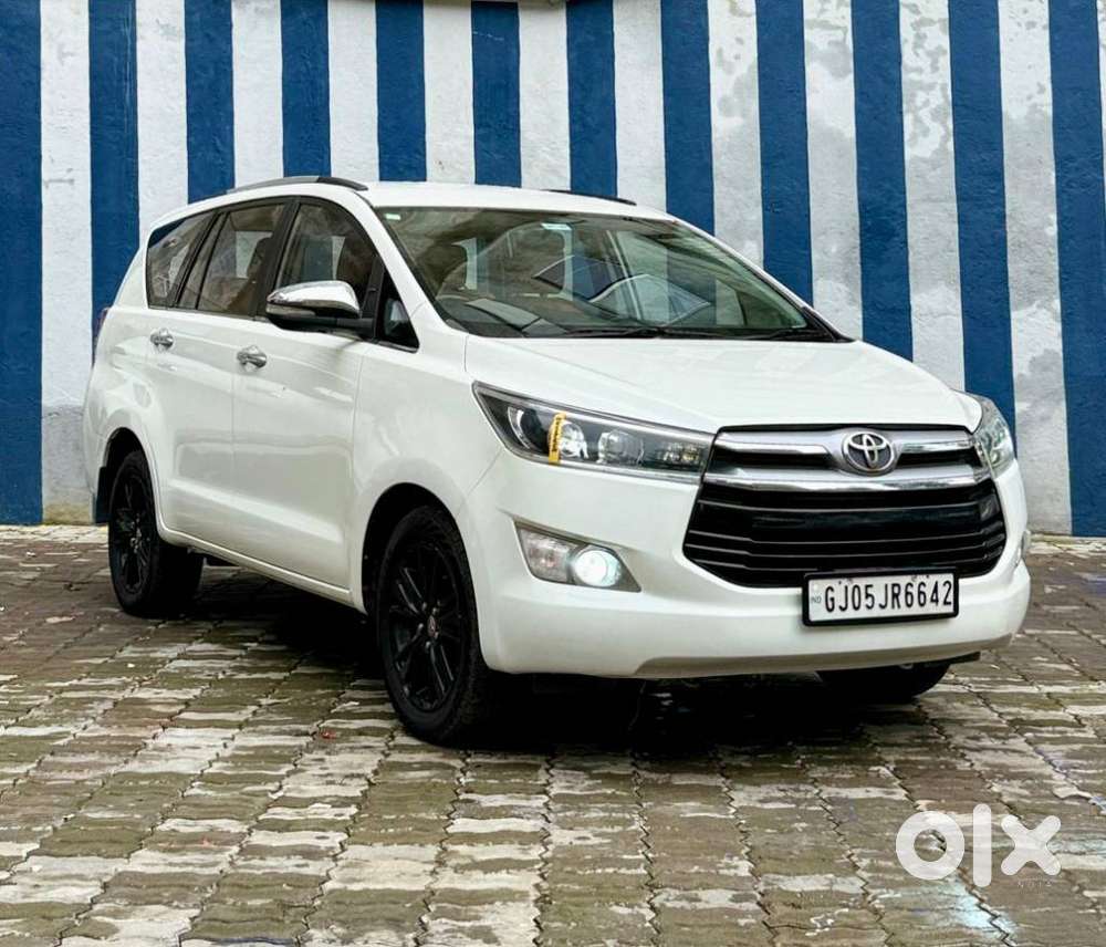 Toyota Innova Crysta 2.8 Z, 2016, Diesel