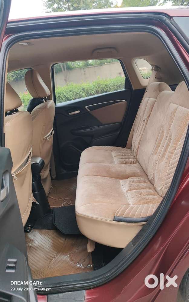 Honda Jazz Vx Cvt, 2015, Cng & Hybrids
