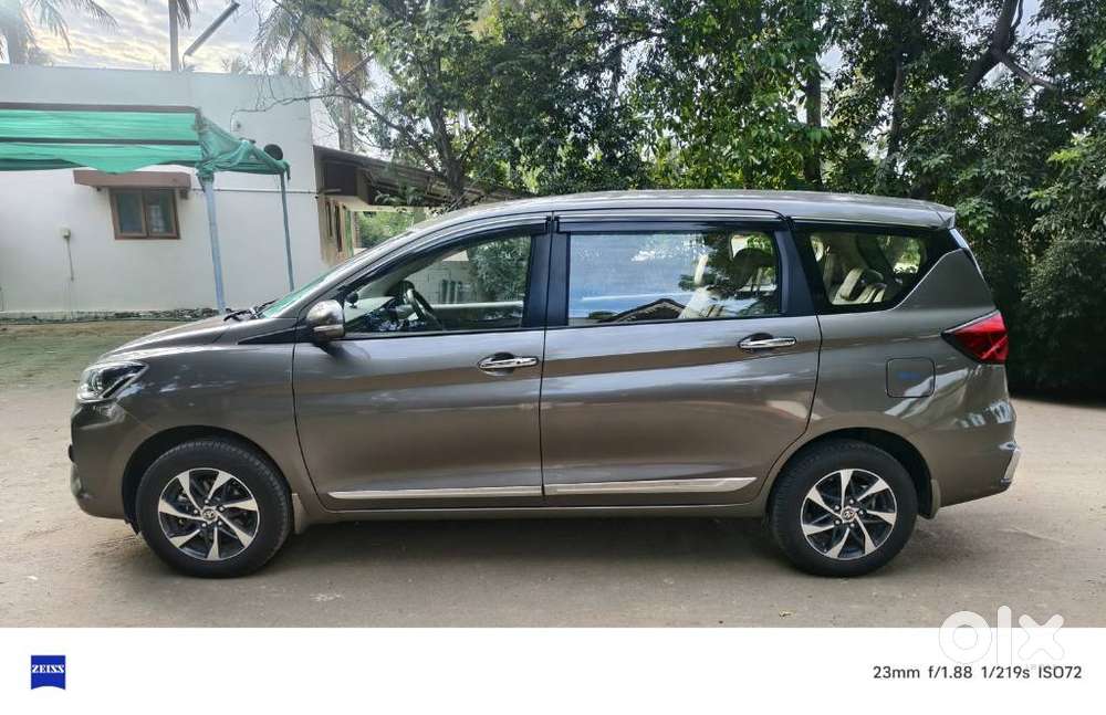 Toyota Rumion V Mt, 2024, Petrol