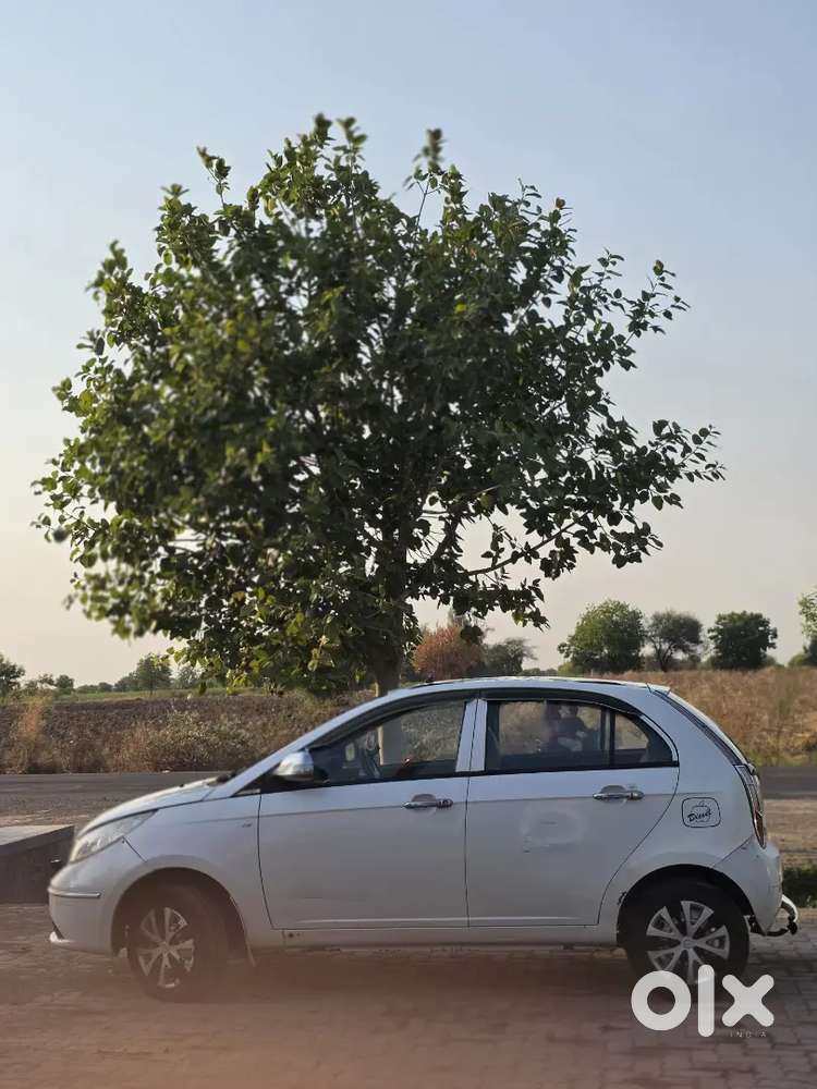 Tata Vista Ls Tdi With All Power Windows And  Front Tyer Button