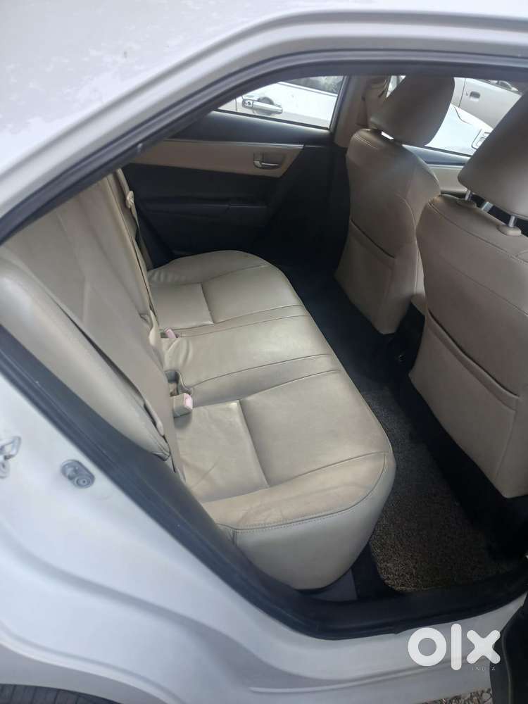 Toyota Corolla Altis Vl, 2015, Petrol