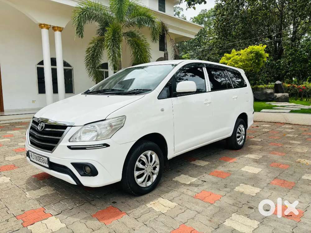 Toyota Innova 2.5 E 2016 Diesel