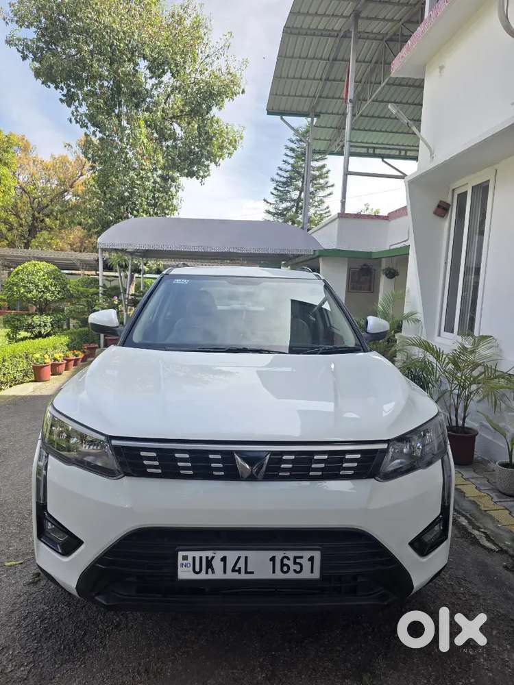 Mahindra Xuv300 W6 2024 Petrol Manual