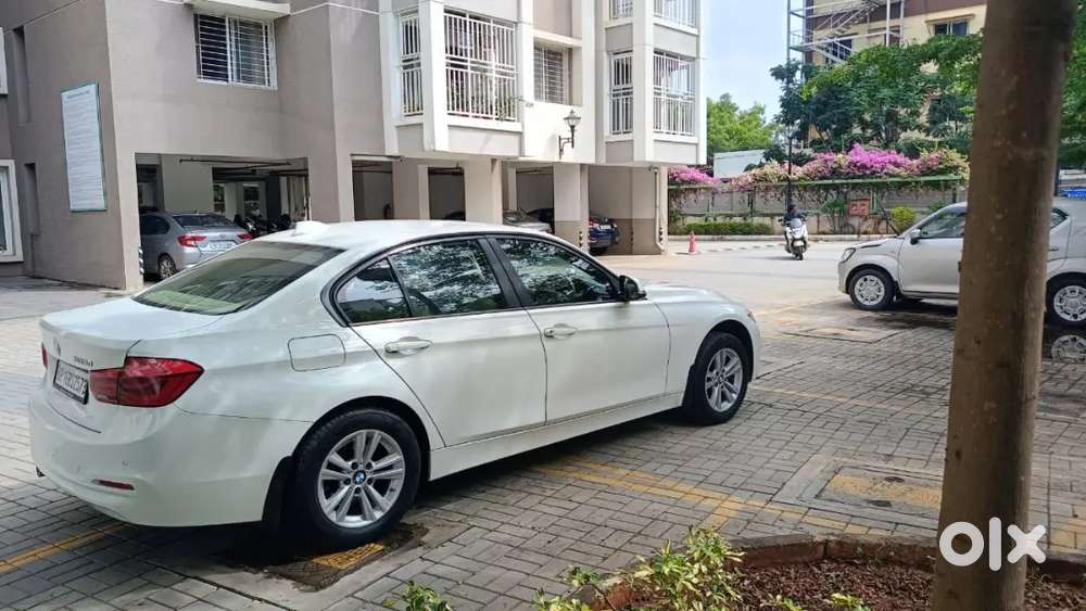 Pristine Bmw 320d (lci)  Lady Doctor Driven