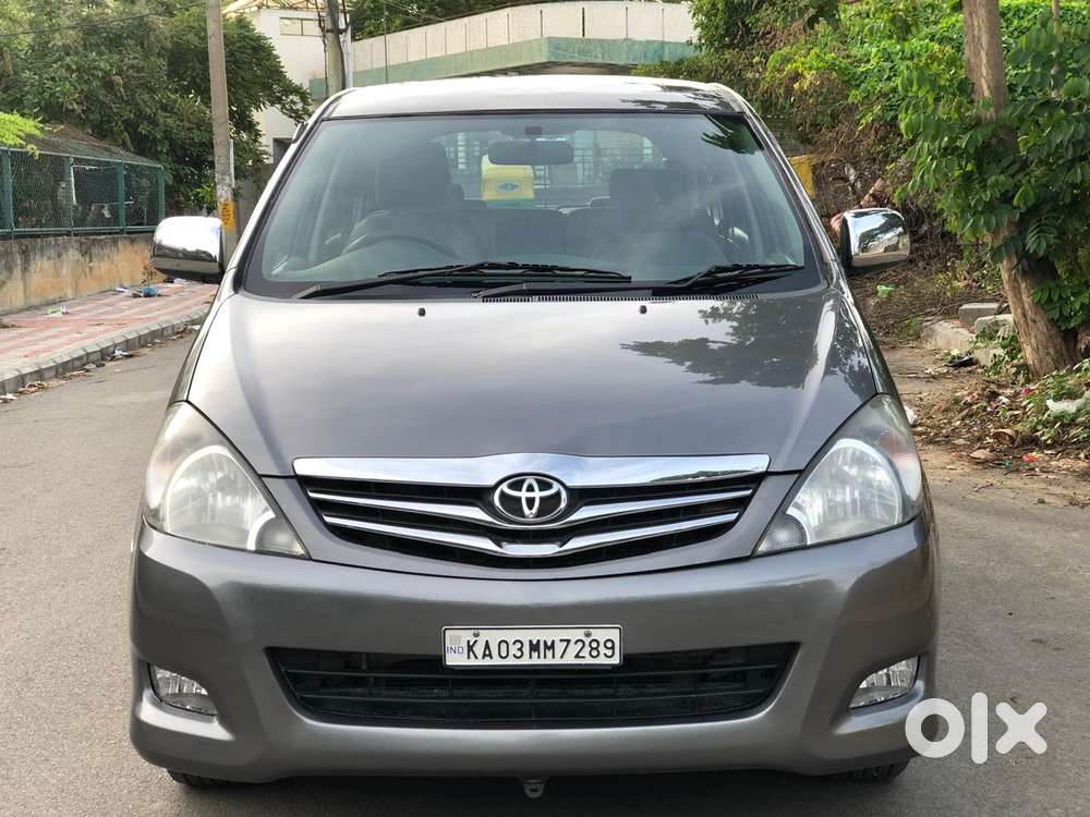 Toyota Innova 2.5 Vx 8 Str, 2010, Diesel