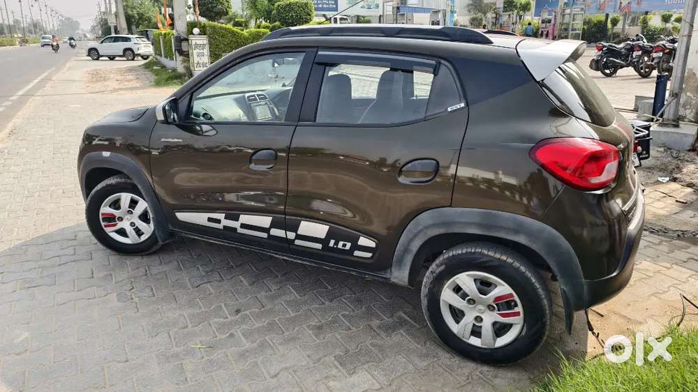Renault Kwid Automatic 2017 Petrol 64000 Km Driven