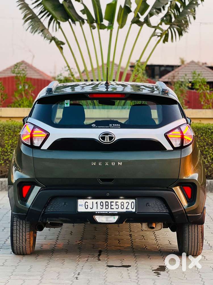 Tata Nexon, 2022, Petrol