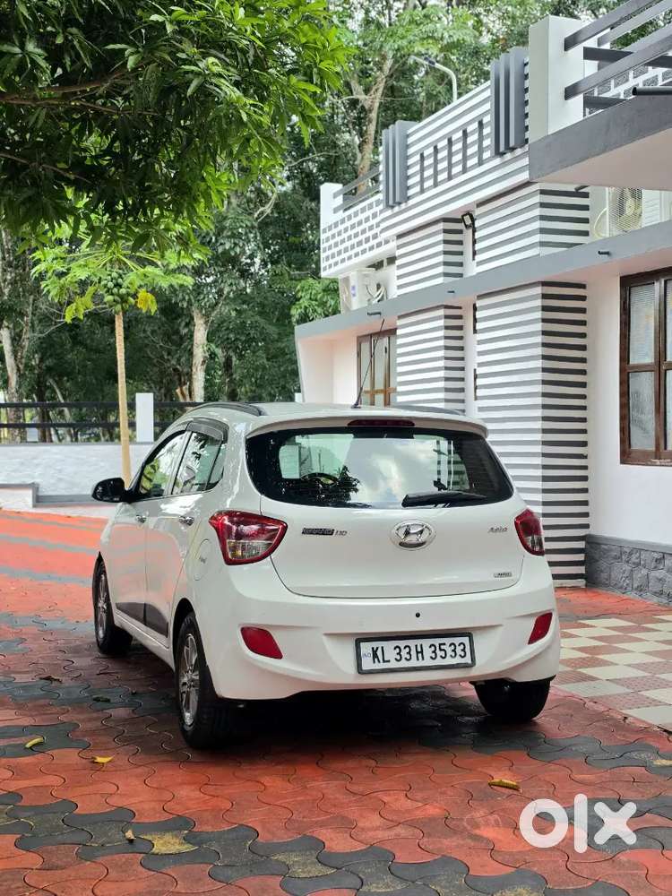 Hyundai Grand I10  Automatic Petrol Asta Top Varient