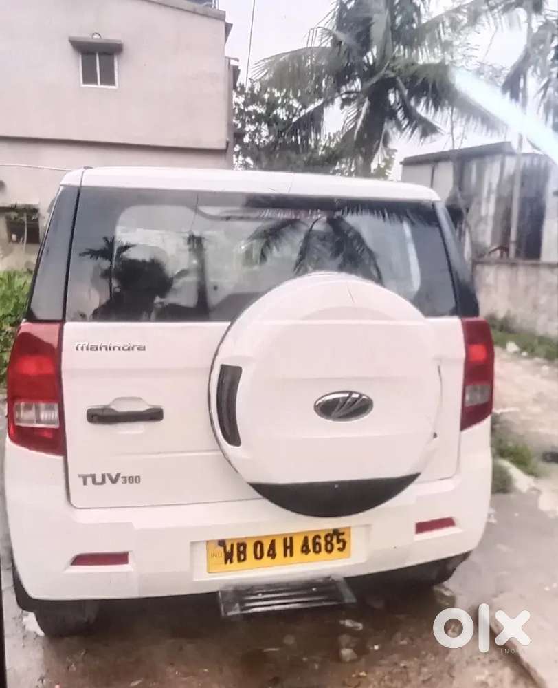 Mahindra Tuv 300 2018