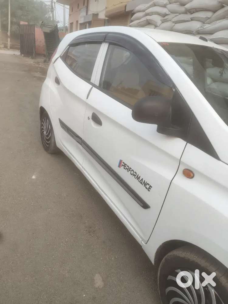 Hyundai Eon Era 2018 Petrol Manual