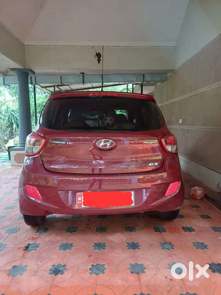 Hyundai Grand I10 2016 Petrol 31000 Km Driven