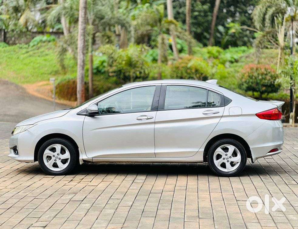 Honda City 2015-2017 I Dtec Vx Option Bl, 2014, Diesel
