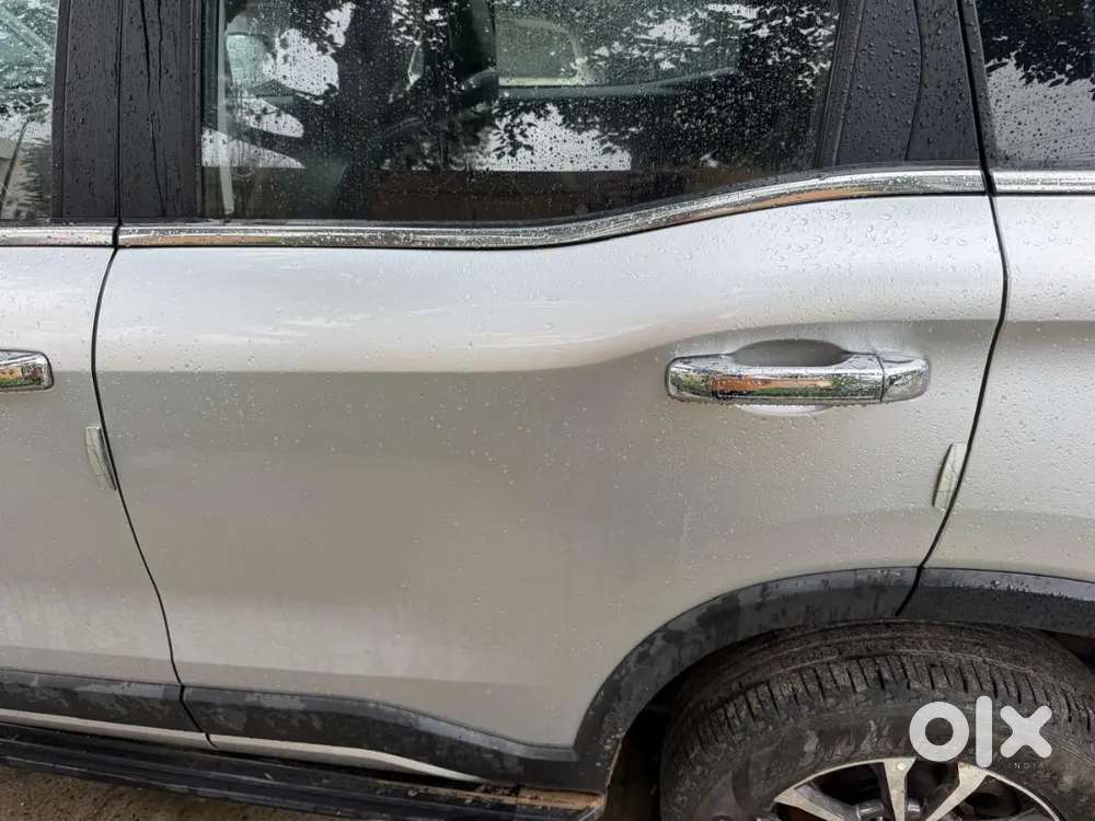 Mahindra Scorpio N Z8 Select Manual 2025 Petrol Well Maintained