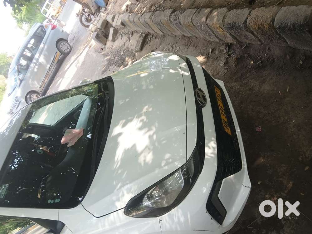 Hyundai Aura 2024 Model Sx Cng (commercial)