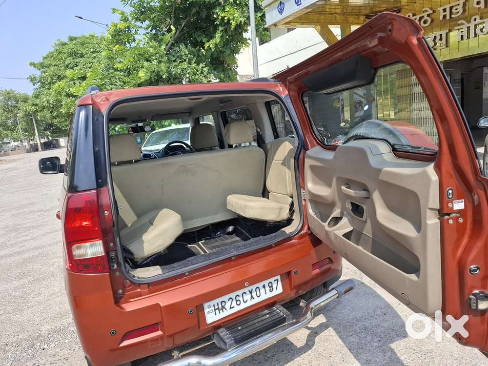Mahindra Tuv 300 T8 Diesel 2016 Top Model Brand New Condition