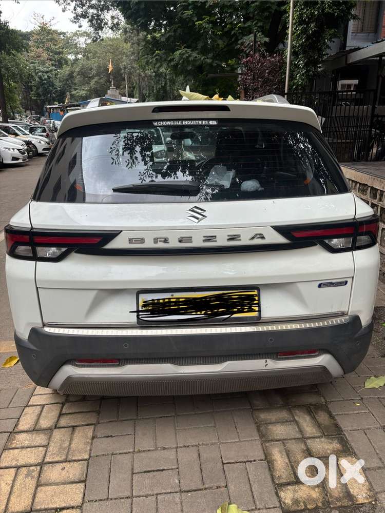 Maruti Suzuki Brezza 2024 Second Top Model With Sunroof