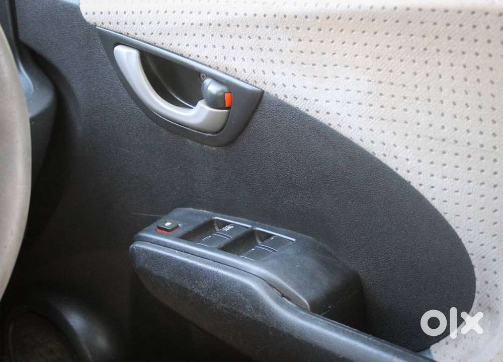 Honda Jazz E Mt I-vtec, 2010, Petrol