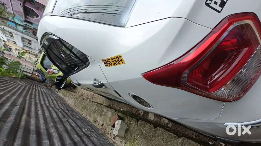 Sell Hundai X Cent T +