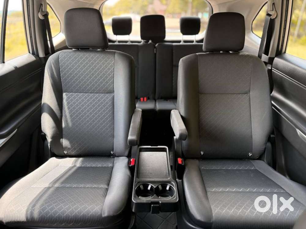 Toyota Innova Hycross 2.0 Gx 7 Str, 2023, Petrol