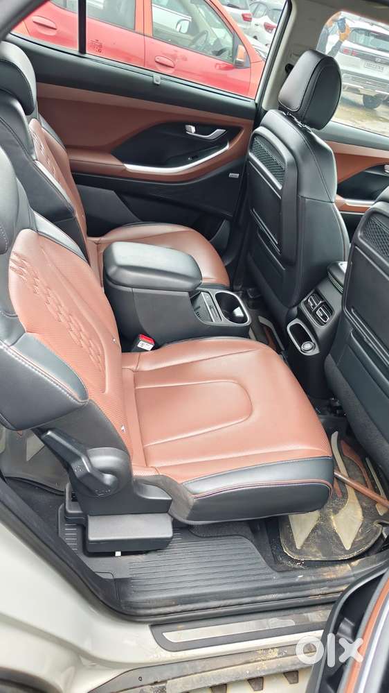 Hyundai Alcazar 2.0 Signature (o) Petrol At 6 Str, 2023, Petrol
