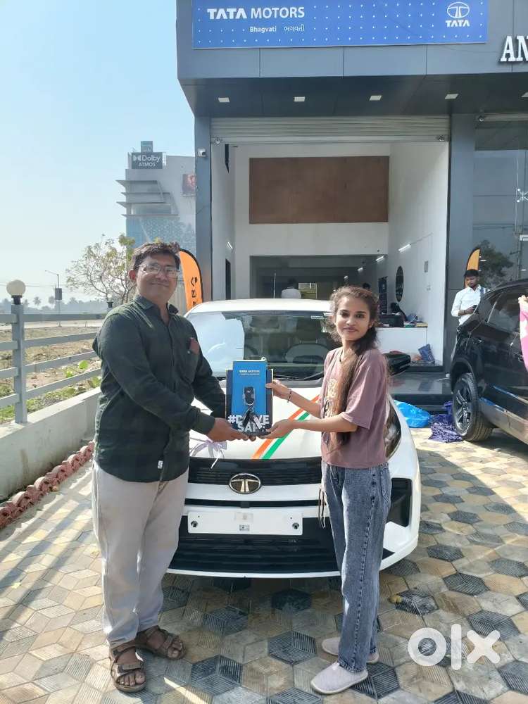 Tata Altroz  Pure Diesel