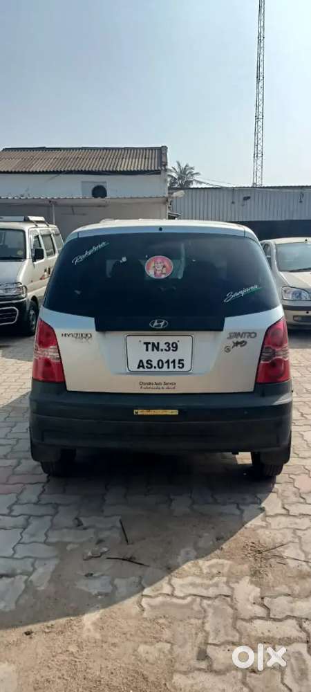 Hyundai Aura 2009 Petrol 80000 Km Driven