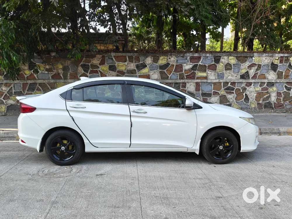 Honda City 1.5 V 2014