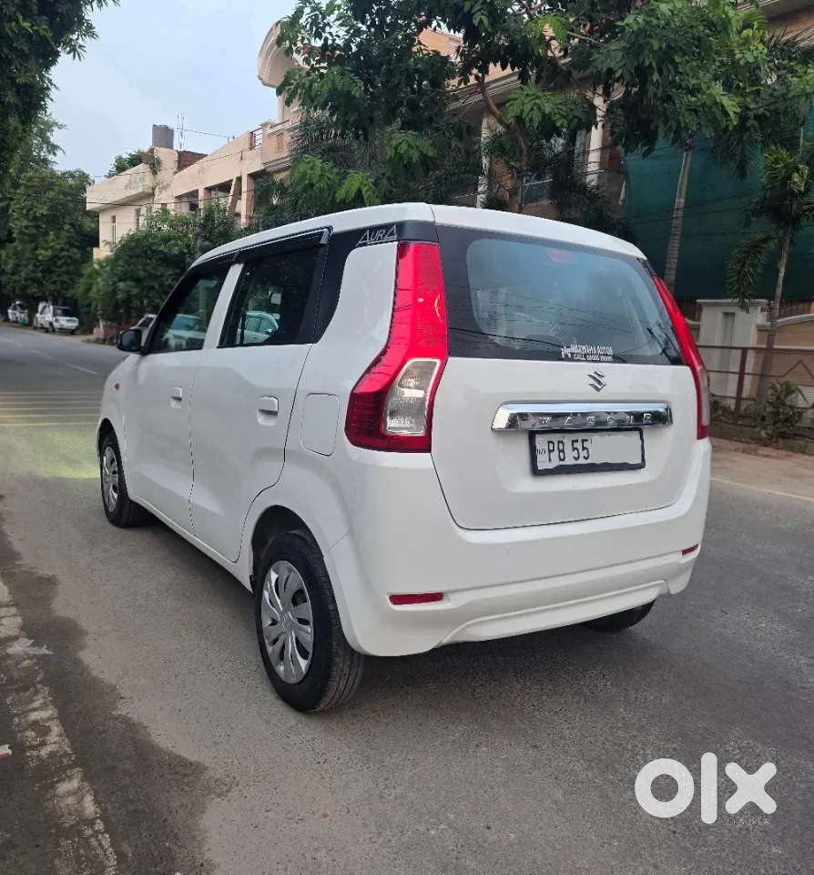 Maruti Suzuki Wagon R Vxi 1.0, 2023, Petrol