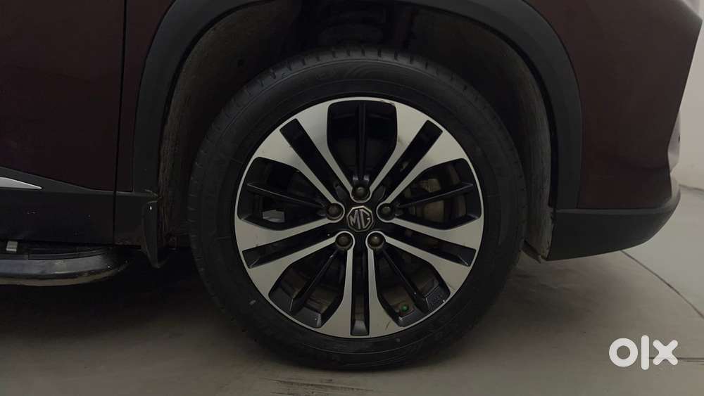 Mg Hector Plus 1.5 Hybrid Sharp Turbo 6 Str, 2021, Cng & Hybrids