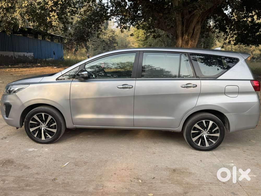 Toyota Innova Crysta [2020-ongoing] 2.4 Zx 7 Str, 2022, Diesel