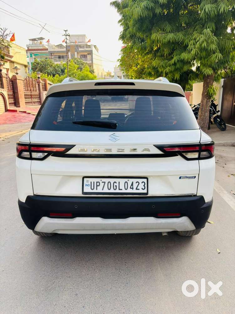 Maruti Suzuki Brezza 1.5 Zxi Smart Hybrid, 2023, Petrol