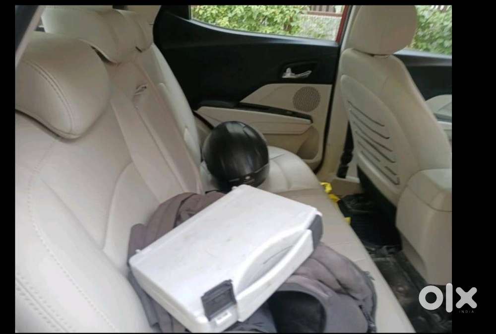 Mahindra Xuv300 2021 Petrol Mint Condition