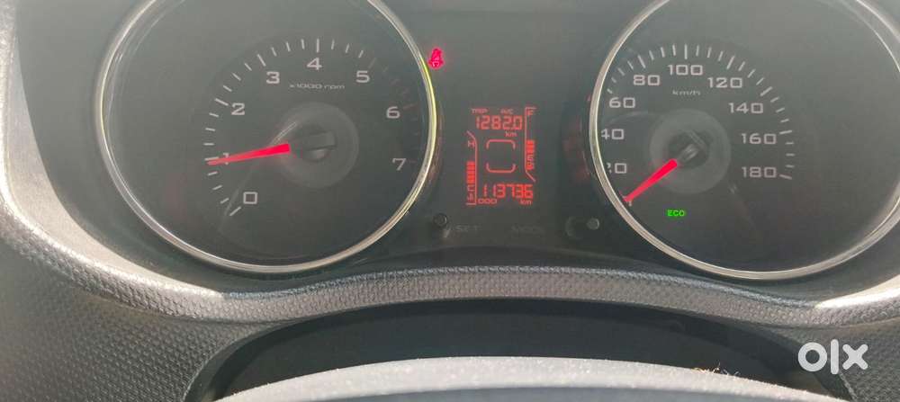 Mahindra Tuv 300 T10, 2018, Diesel