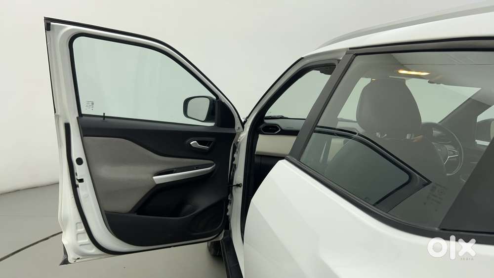 Nissan Magnite 1.0 Xl, 2021, Petrol