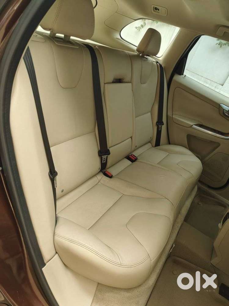 Volvo Xc60 D4 Momentum, 2016, Diesel