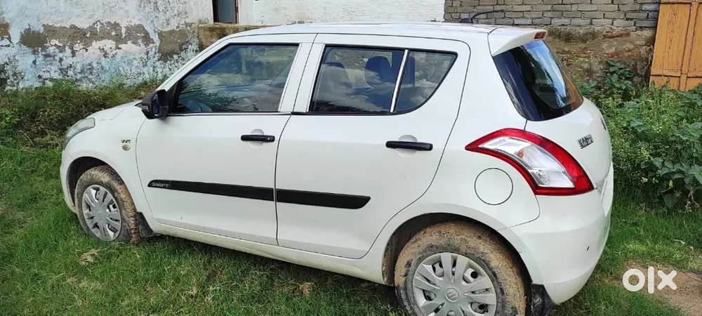 Maruti Suzuki Swift Lxi 2015