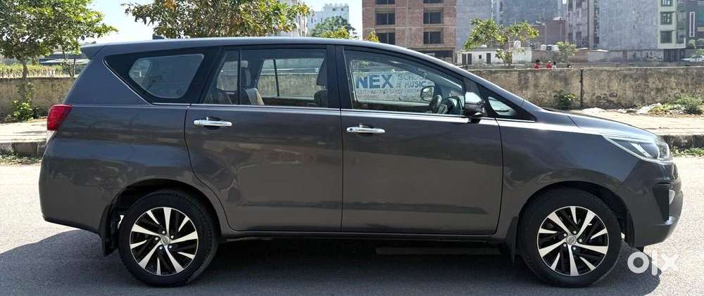 Toyota Innova Crysta [2020-ongoing] 2.7 Zx At 7 Str, 2021, Petrol