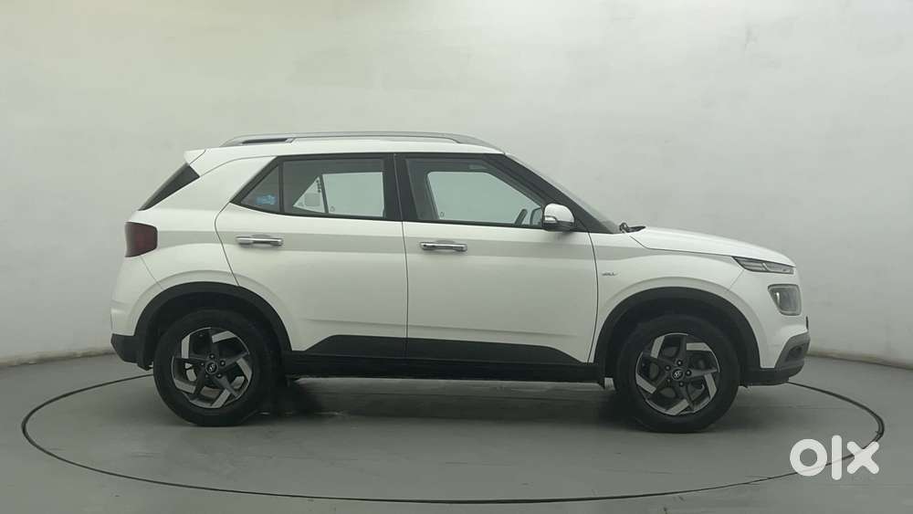 Hyundai Venue 1.0 Sx (o) Turbo Dct, 2022, Petrol