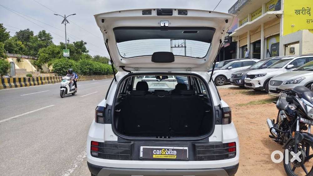 Hyundai Venue Sx, 2024, Petrol